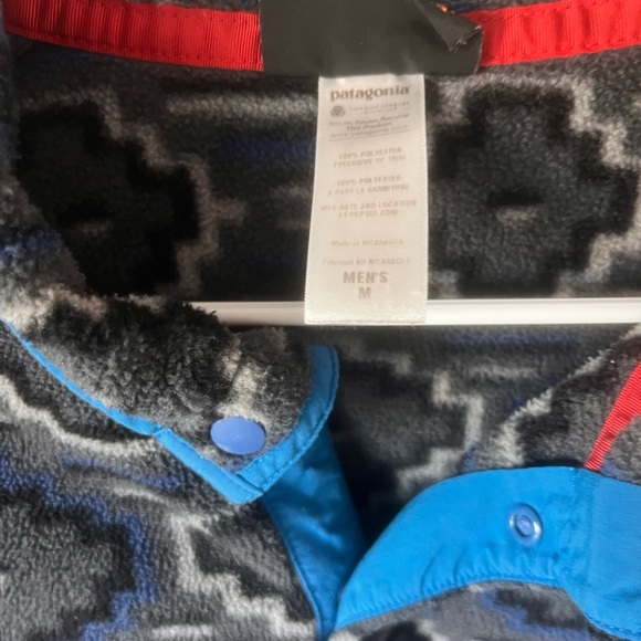 Patagonia Synchilla Aztec Cropped Pullover - Picture 3 of 4